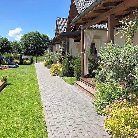 Zacisze Lodge